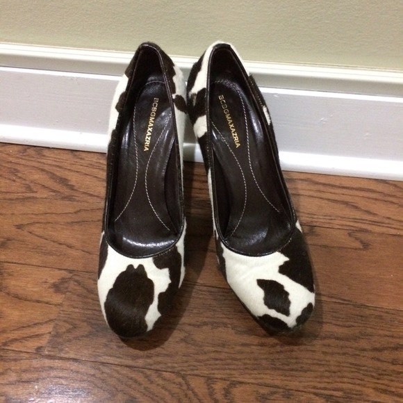 🎉🎊ON SALE❤️🎉BCBG calf hair pumps