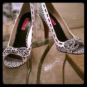 Betsey Johnson Poker dot shoe
