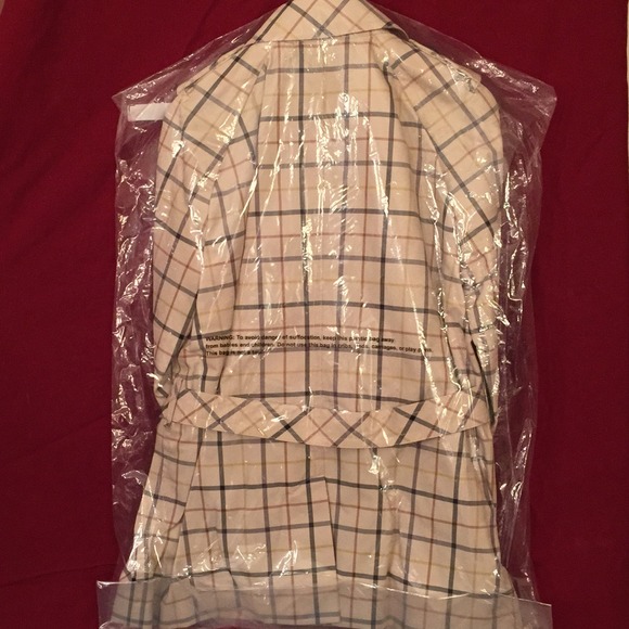 🎉HP‼️FINAL PRICE DROP‼️COACH Classic Trench Coat - Picture 3 of 4