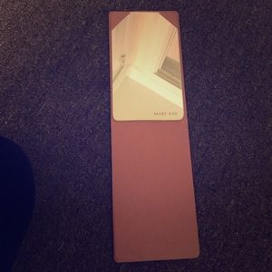 Mary Kay mirror free-stand