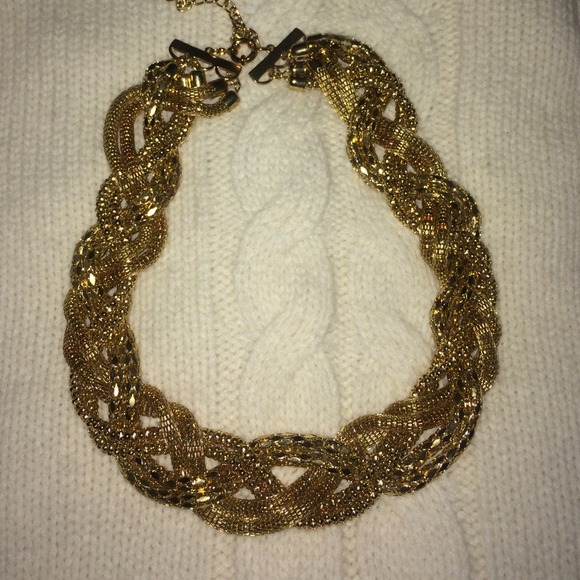 Jewelry - Twisted Gold Mesh Necklace
