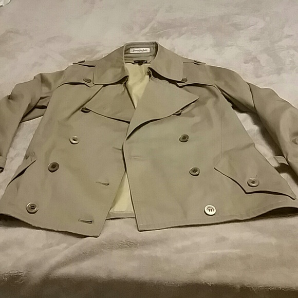 Green urban renewal coat