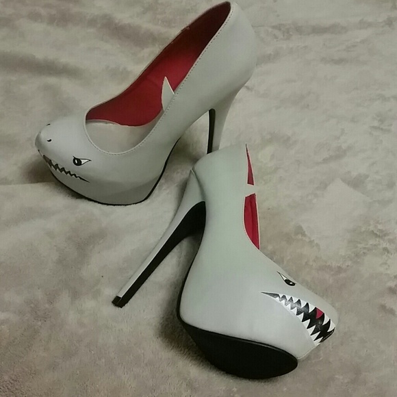 Shark heels