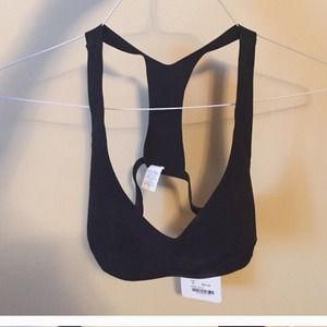 Lululemon shanti surf sports top