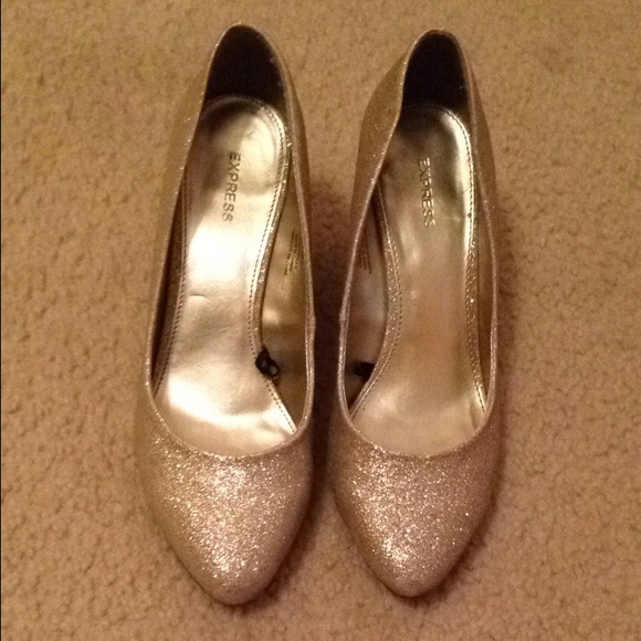 HP❤️Express sparkle gold wedges - Picture 3 of 4