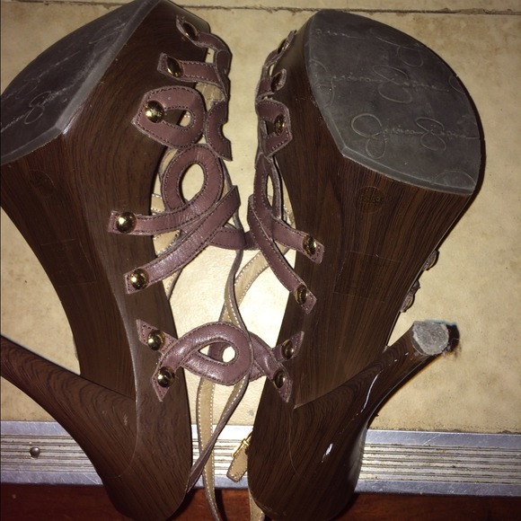 Brown Jessica Simpson shoes - Picture 3 of 3