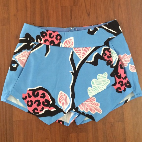 LF Pants - Lf stores envelope skort
