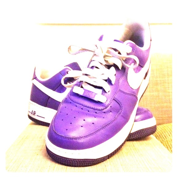 PURPLE LEATHER NIKE's AIR With WHITE CHECK - Picture 1 of 4