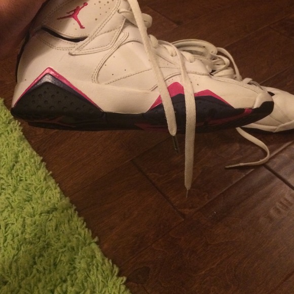 Jordan retro 7s pink and purple - Picture 2 of 3