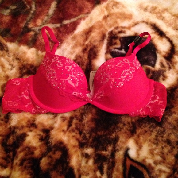 NWT Victorias Secret Push up Bra