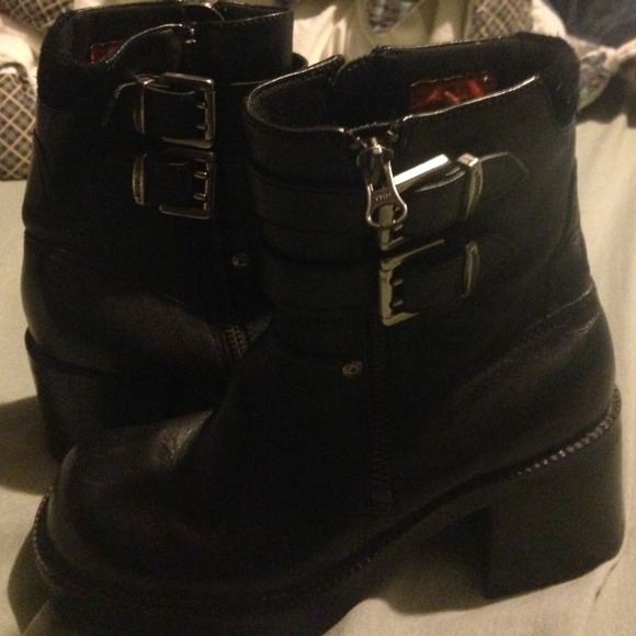 Harley Davidson boots! Willing to negotiate price.
