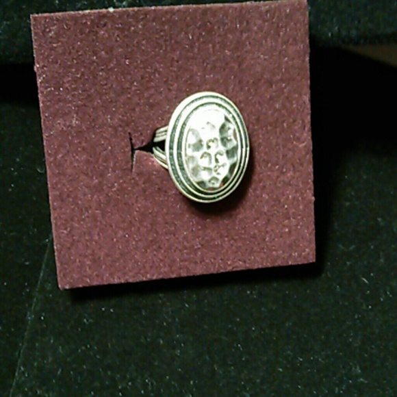 NWOT Black and silver tribal ring