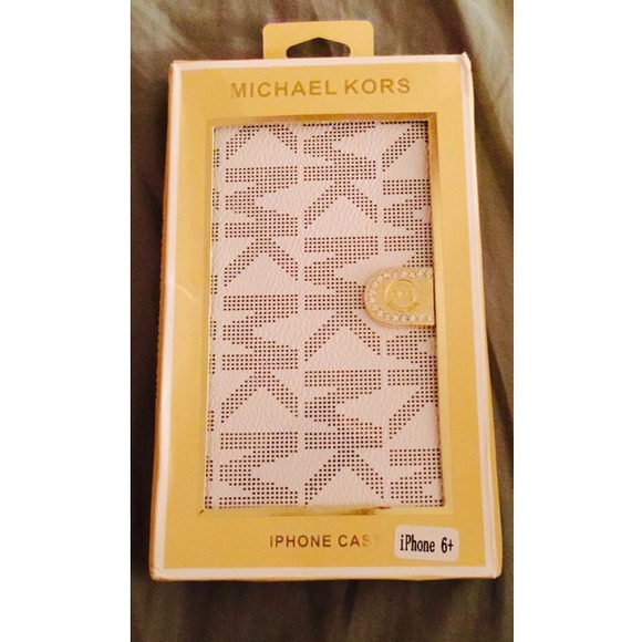 💋BRAND NEW Michael Kors Iphone 6+ Wallet Case💋