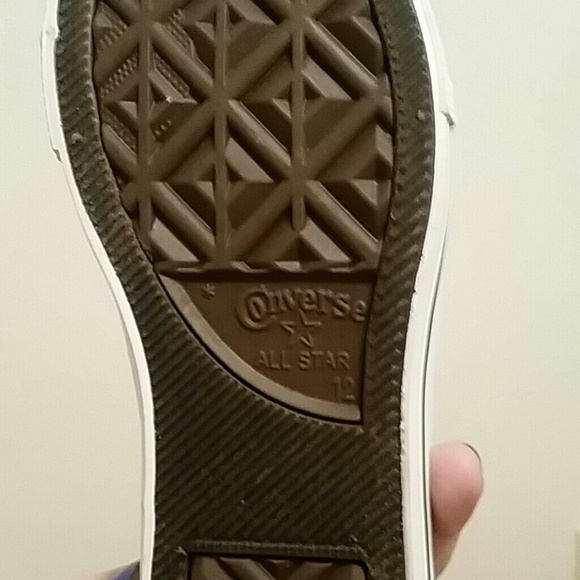 Converse youth sz 12 electric yellow - Picture 3 of 4