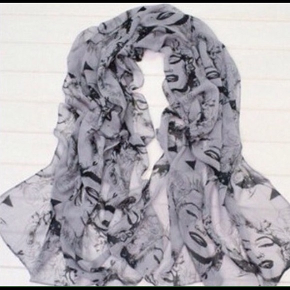 Grey & Black  Marilyn Monroe Scarf