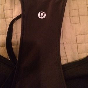 Lululemon tank