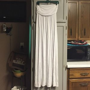 Flash sale💃White maxi dress