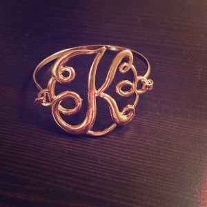 'K' bracelet
