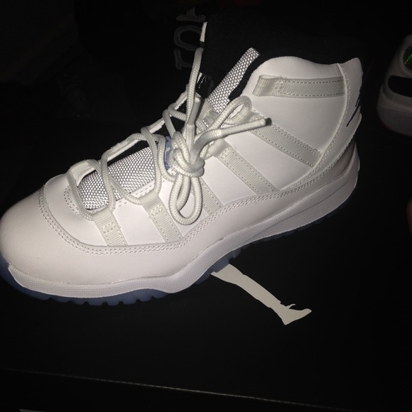 Colombia 11's size 2.5 - Picture 1 of 1