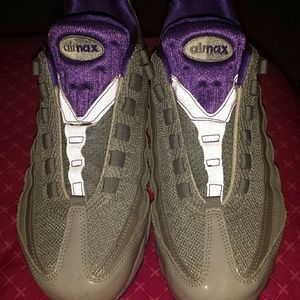 Grey and purple 95 nike air max