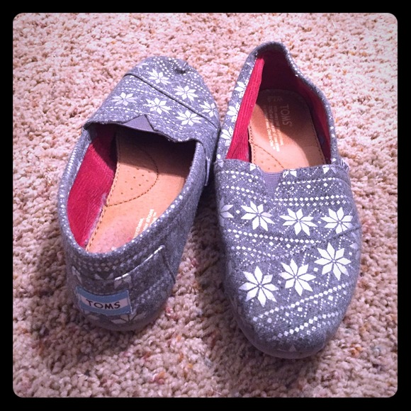 TOMS Shoes - Holiday Toms