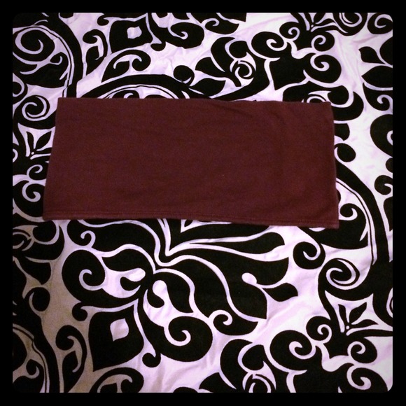 🎁Free gift with purchase! Brandy Melville bandeu