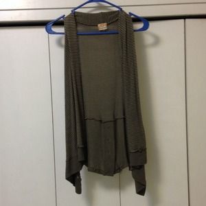 Olive Sleeveless Cardigan
