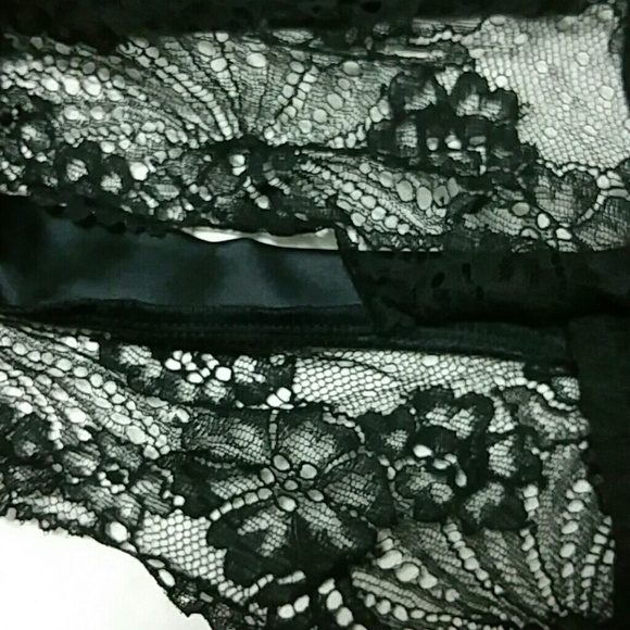 Victoria's Secret Designer Collection Pleasure St - Picture 3 of 3