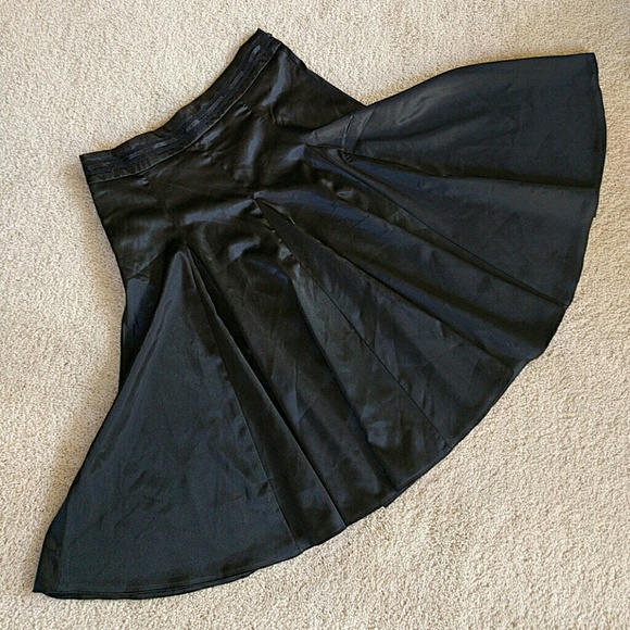 Black skirt
