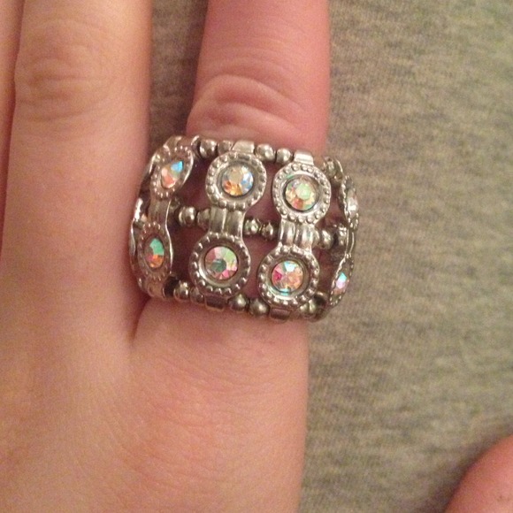 RING BUNDLE $4 - Picture 3 of 4