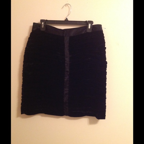 Black skirt