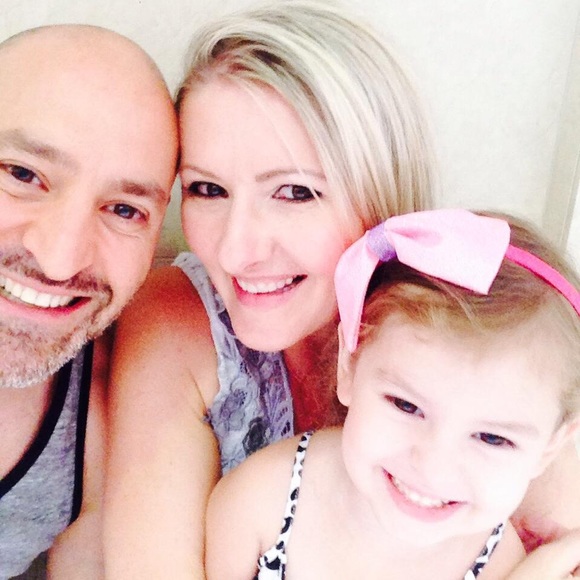 Meet your Posher! - Picture 4 of 4