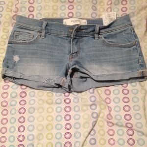Size 0 gilly hicks shorts