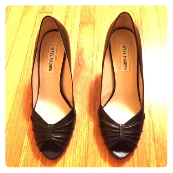 Steve Madden high heel shoes - Picture 1 of 4