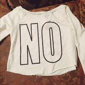 Crop sweater Yes/No