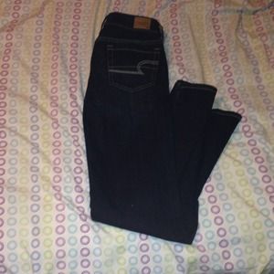 Dark wash American eagle jeans