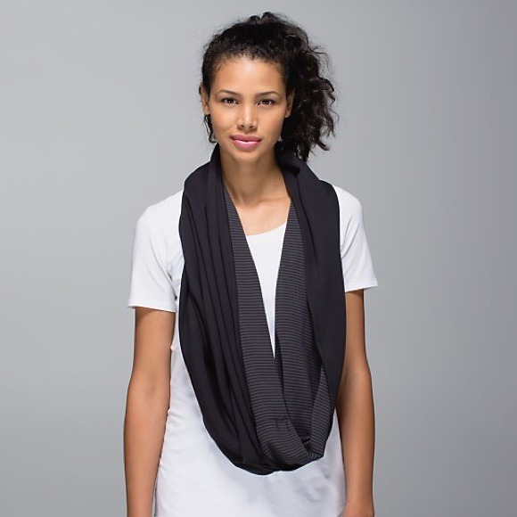 Brand New Lululemon Black Vinyasa scarf!