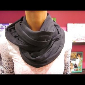 Brand new lululemon black circle scarf!