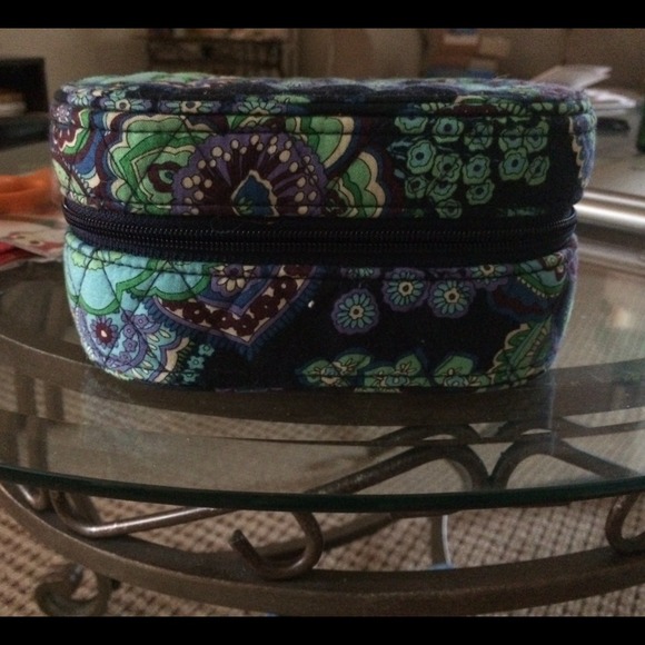 Vera Bradley travel jewelry holder