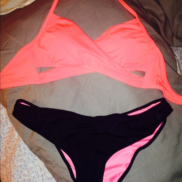 Victoria's Secret bikini.