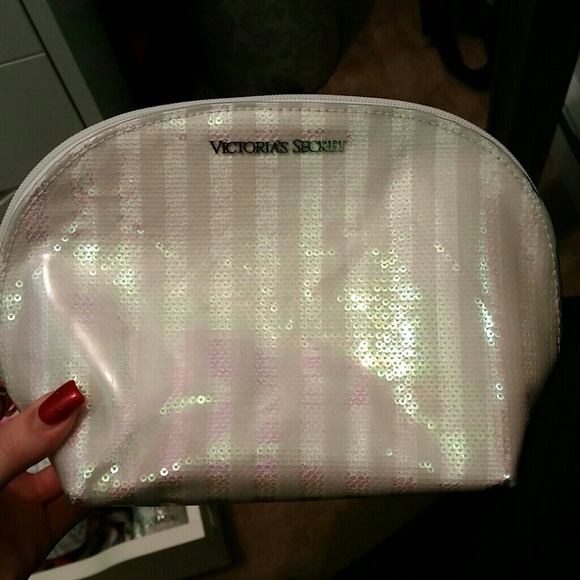 Victoria's secret makeup bag