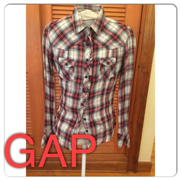 Plaid Gap Button up