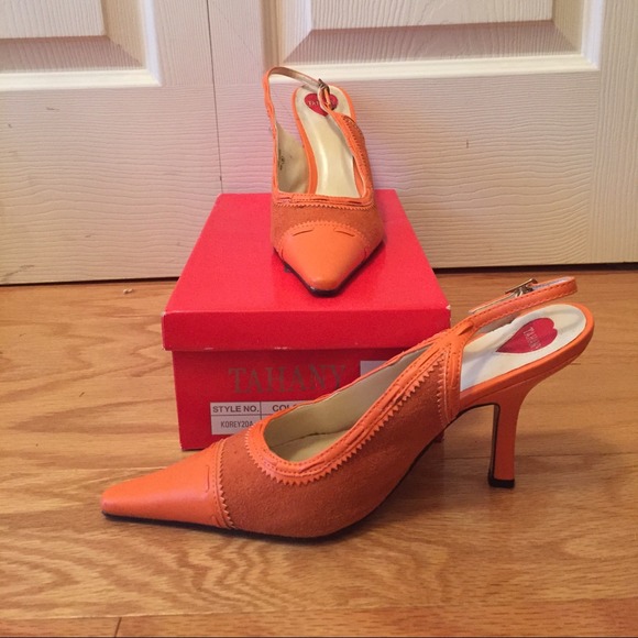 Orange pumps