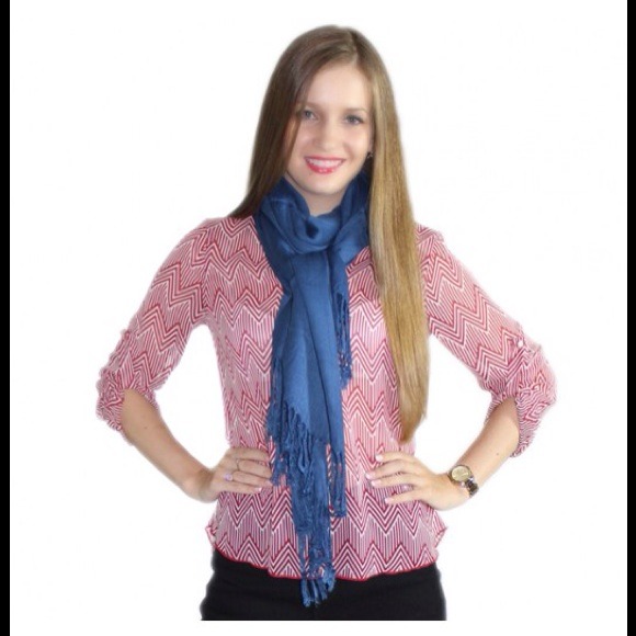 🚫Sold🚫Chevron Print High-Low Chiffon Blouse - Picture 3 of 3