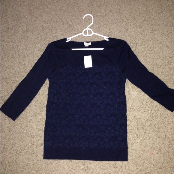 🚫Sold in bundle J Crew XS Navy Lace Top