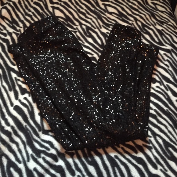 Black sequin VICTORIA SECRET PINK legging