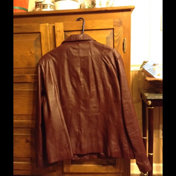 Burgundy 100% Leather Jacket - Picture 2 of 2