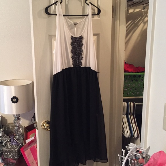 Vanity Dresses & Skirts - Black and white high low dress