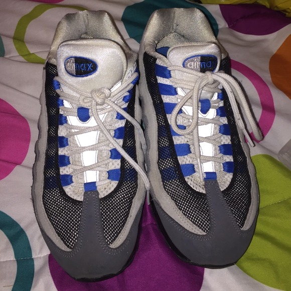 Nike Air Max 95s Grade School 7Y