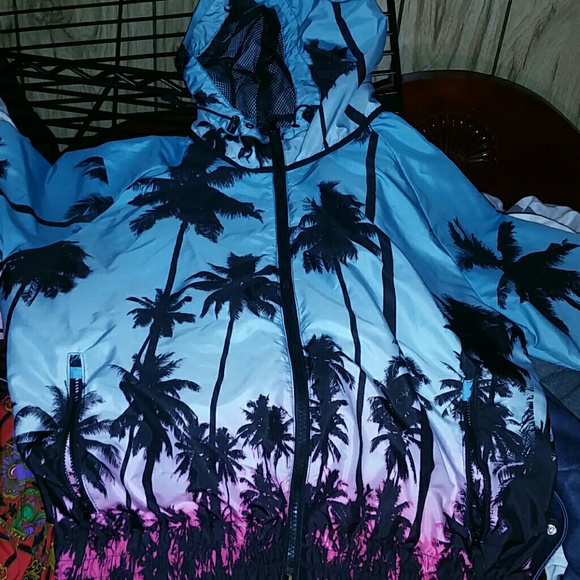 Windbreaker trades and offers accepted